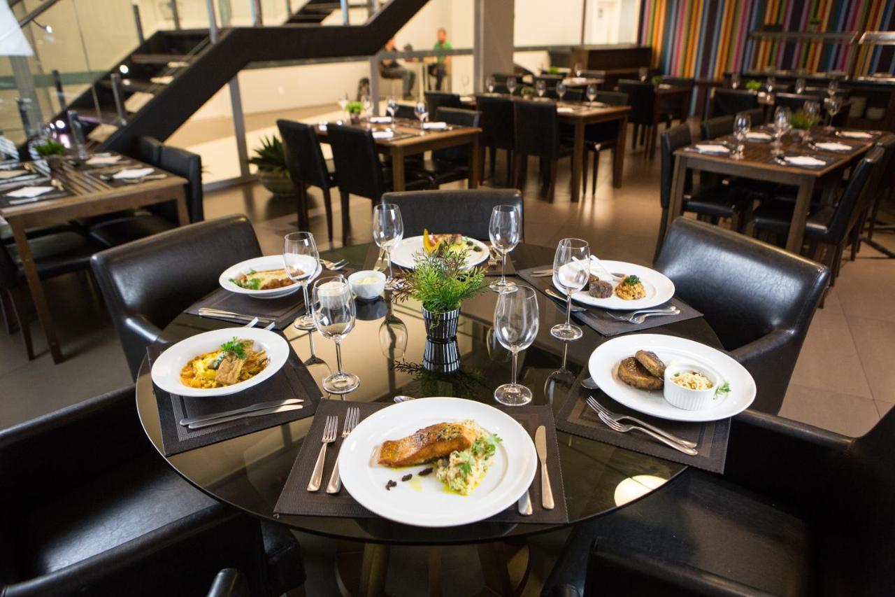 Delmond Hotel Κουιαμπά Εξωτερικό φωτογραφία